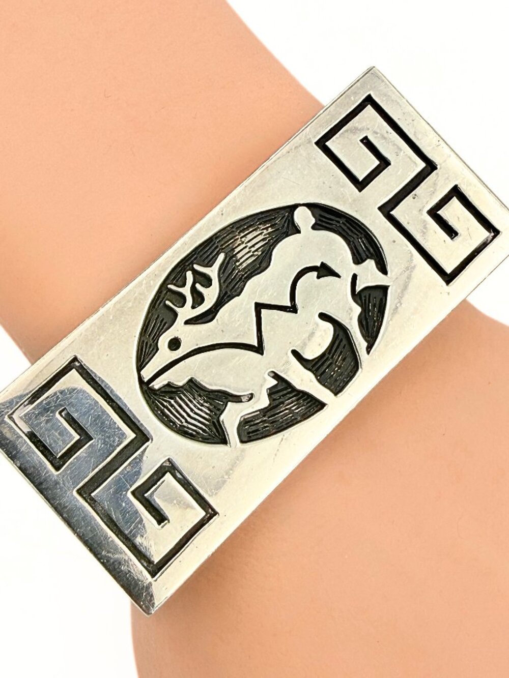 Virgil Begay Marked Navajo Sterling Silver  Deer Shield Plate Cuff Bracelet